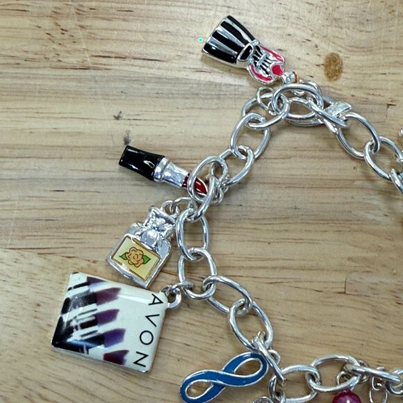 Avon Charm Bracelet Silver Tone, Glam, Fashion, Makeup, Cosmetics, Unique, Y2K - Picture 9 of 16